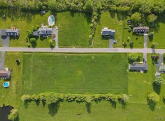13 Cavan Cove, Oswego, NY 13126