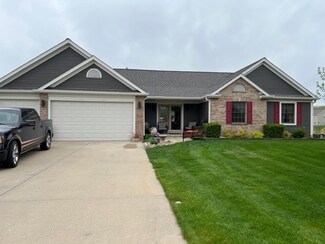 1208 Oakmont Ct, Sandwich, IL 60548