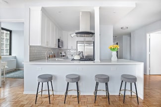 245 E 93rd St Unit 9H, New York, NY 10128