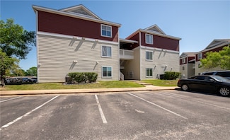 525 SW #302, College Station, TX 77840