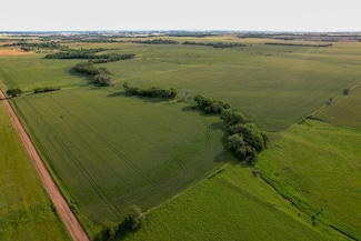 000 S Avery Rd, Langdon, KS 67583