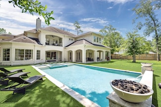 11930 Knippwood Ln, Houston, TX 77024