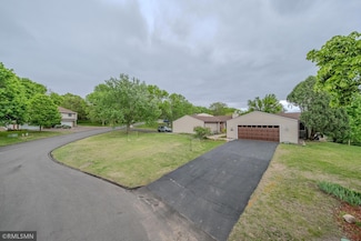 3704 Westmark Cir, Minnetonka, MN 55345