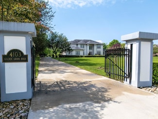 4103 Golden Grove Rd, Greenwood, IN 46143