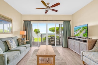 5070 Sunset Village Dr Unit C-103, Duck Key, FL 33050