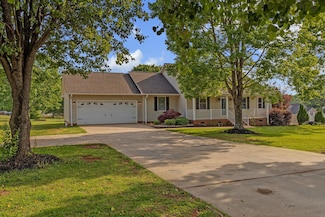 343 Mcmillin Blvd, Boiling Springs, SC 29316