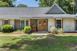 11 Rivers Ct, Beaufort, SC 29907