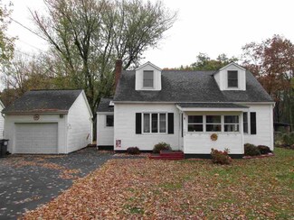 162 Chatham St, Nassau, NY 12123