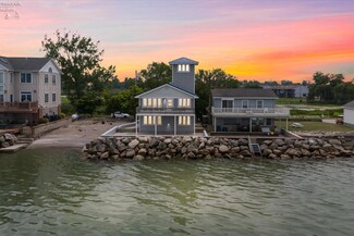 8667 Sand Beach Rd, Oak Harbor, OH 43449