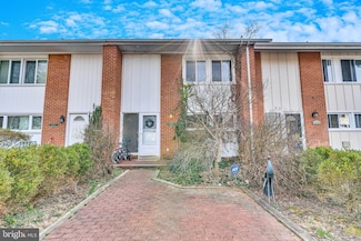 10302 Crimson Tree Ct, Columbia, MD 21044