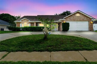 40 Hollow Pine Dr, Debary, FL 32713