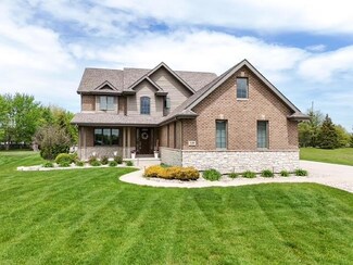 539 Shannon Bridge, Dyer, IN 46311