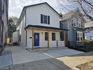 1828 W 57th St, Cleveland, OH 44102