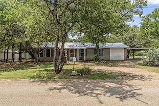300 County Road 1624, Clifton, TX 76634