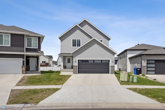 6709 16th St S, Fargo, ND 58104