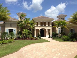 4294 Deephaven Ln, Naples, FL 34119