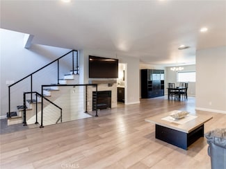 2298 Rose Ave Unit 110, Signal Hill, CA 90755