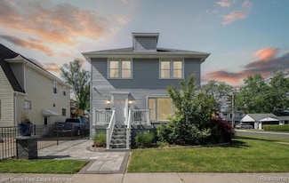 375 Ardmore Dr, Ferndale, MI 48220