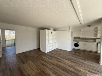 419A Atkinson Dr Unit 303, Honolulu, HI 96814