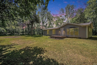 51464 Antone Rd, Bristol, IN 46507