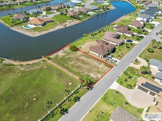 17 Whooping Crane Dr, Laguna Vista, TX 78578