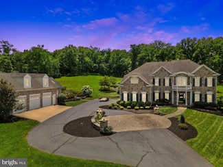 40243 Featherbed Ln, Lovettsville, VA 20180