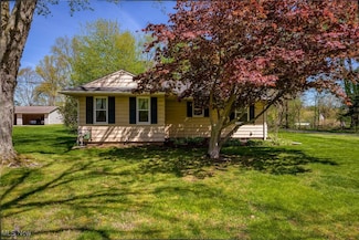 981 Easthill St SE, North Canton, OH 44720