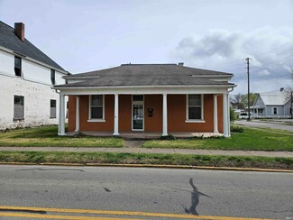 403 N 7th St, Vincennes, IN 47591
