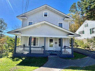 107 Maple St, Bluefield, VA 24605