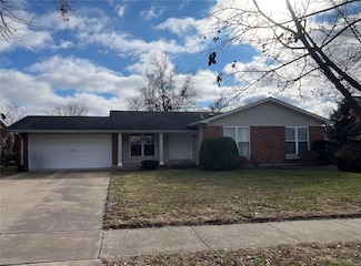 15498 Hitchcock Rd, Chesterfield, MO 63017
