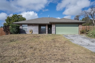 9121 S Fm 730, Azle, TX 76020