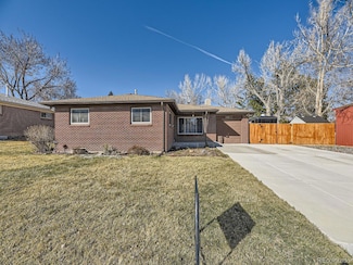 3361 W Saratoga Ave, Englewood, CO 80110