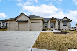 2745 N 182nd Ave, Omaha, NE 68022