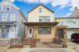 555 Fulton St, Elizabethport, NJ 07206