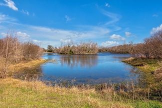 2147 Sealy Rd, Sealy, TX 77474