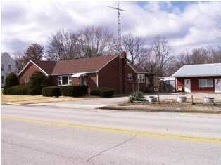 206 N Washington St, Dale, IN 47523