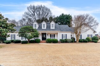 2 Shadow Point Ct, Simpsonville, SC 29681