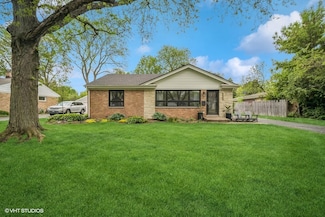 523 E Colfax St, Palatine, IL 60074