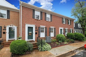 8306 Knights Bridge Rd, Charlotte, NC 28210