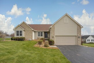 28 Gristmill Cir, Pataskala, OH 43062