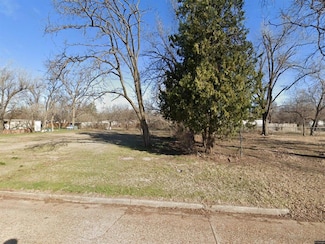 2007 SW 11th St, Oklahoma City, OK 73108