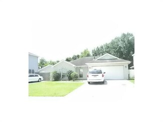 2505 Delta Pointe Dr, Marrero, LA 70072
