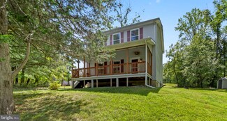 2015 Aquetong Rd, New Hope, PA 18938