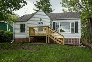 1101 Orchard Ln, Des Moines, IA 50313