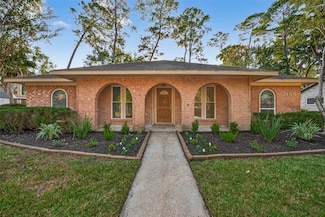 2158 Little Cedar Dr, Kingwood, TX 77339