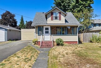 709 W Pioneer, Puyallup, WA 98371