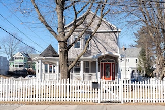 341 Spring Ave, Troy, NY 12180