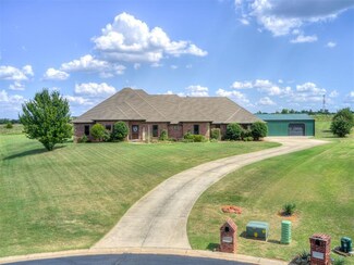 2075 Saddlecloth Trail, Guthrie, OK 73044