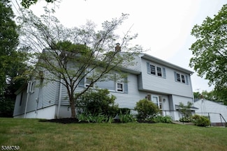 16 Atwood Place, Wayne, NJ 07470