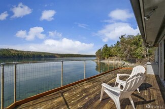 310 Smith Rd, Nordland, WA 98358
